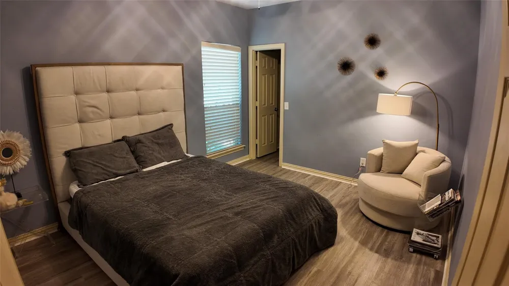 1005 Grandbury Street #A Cleburne, TX 76033