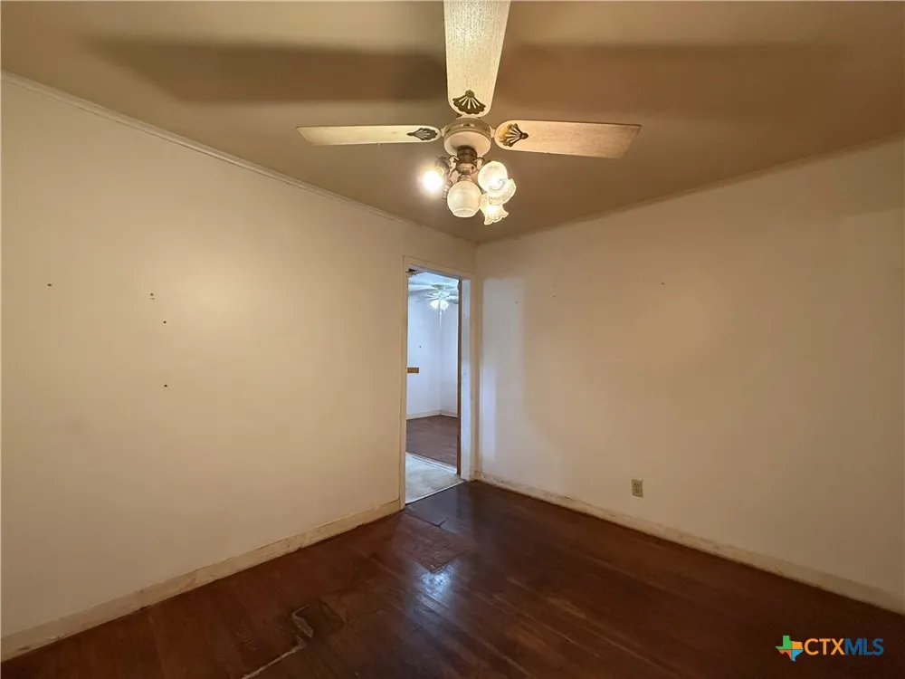 105 Sanders Street Palacios, TX 77465