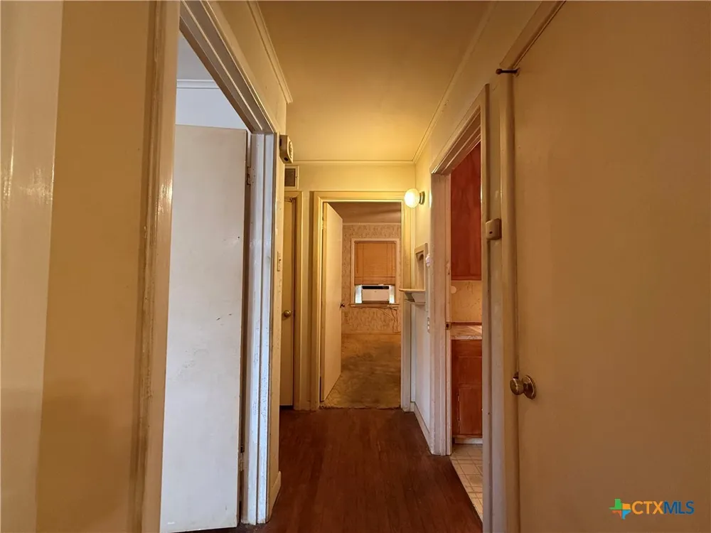 105 Sanders Street Palacios, TX 77465