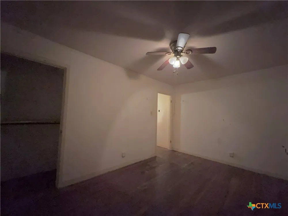 105 Sanders Street Palacios, TX 77465