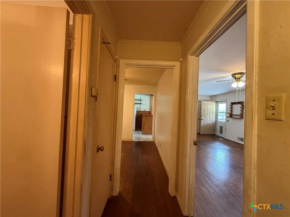 105 Sanders Street Palacios, TX 77465