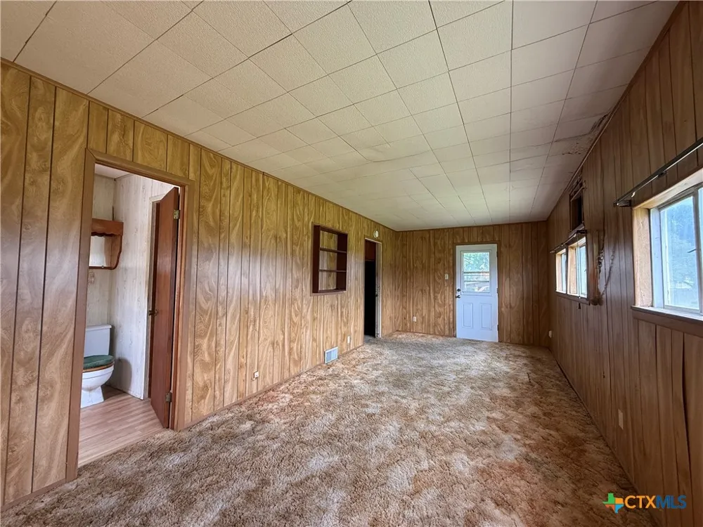 105 Sanders Street Palacios, TX 77465