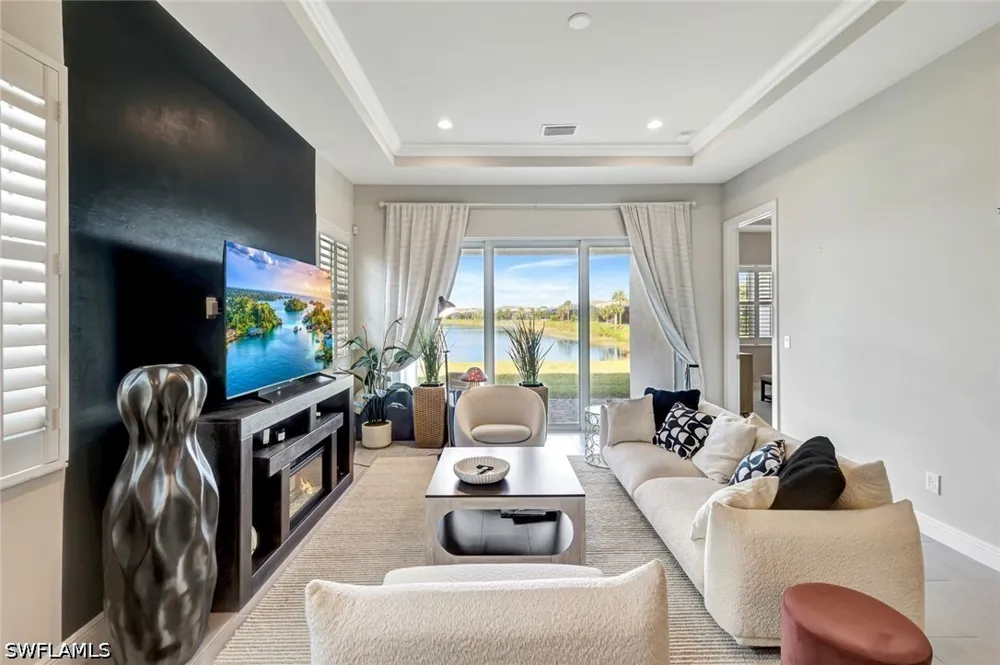 Cayman Drive Naples, FL 34114