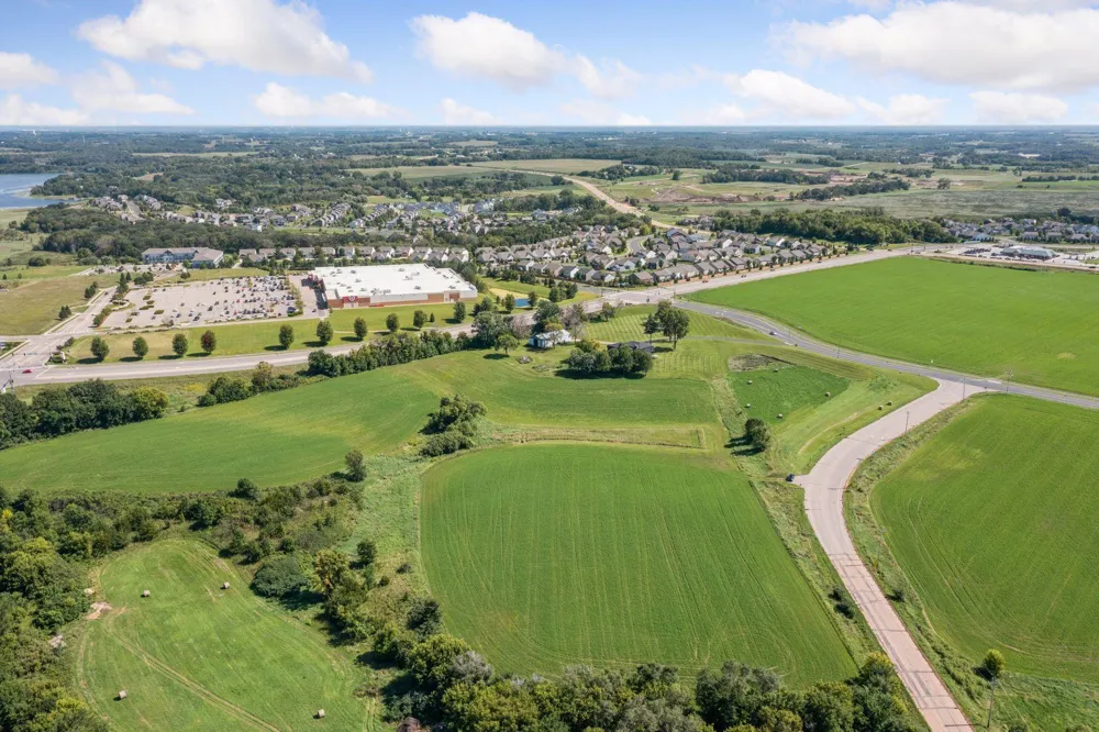 XXX 10th Street Waconia, MN 55387