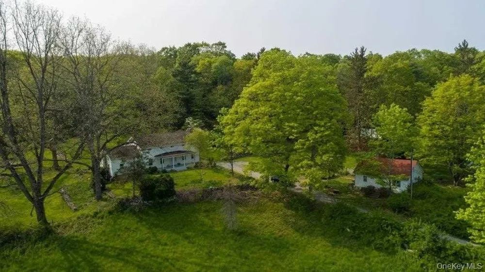 303 Hicks Hill Road Stanfordville, NY 12582