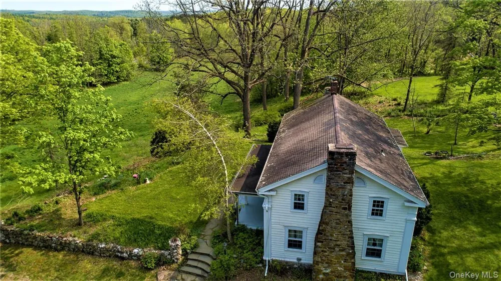 303 Hicks Hill Road Stanfordville, NY 12582