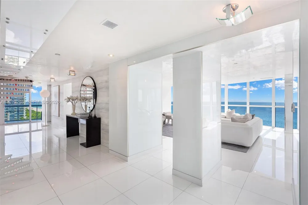 Address Not Shown Miami Beach, FL 33139