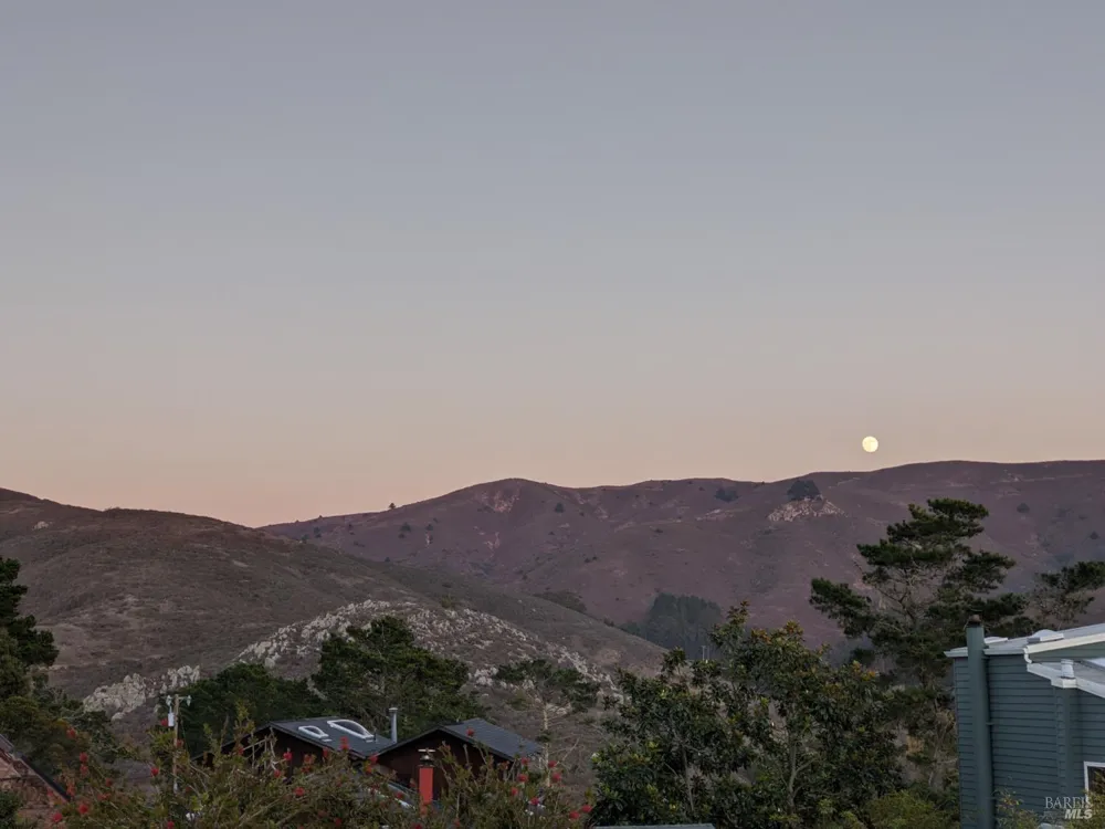 4 White Way Muir Beach, CA 94965