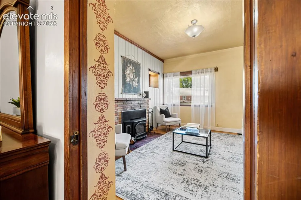 27 Dunsmere Avenue Pueblo, CO 81004