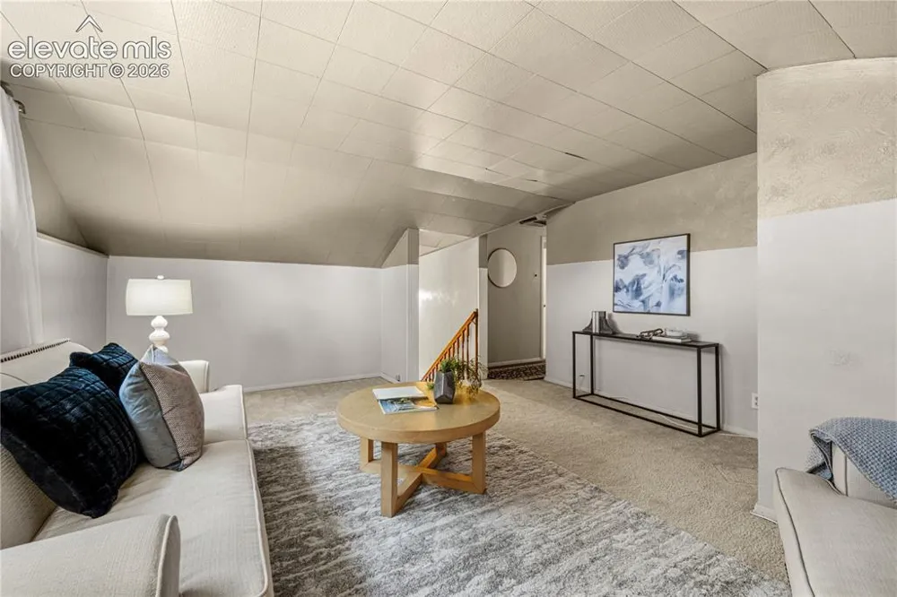 27 Dunsmere Avenue Pueblo, CO 81004