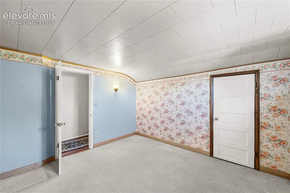 27 Dunsmere Avenue Pueblo, CO 81004