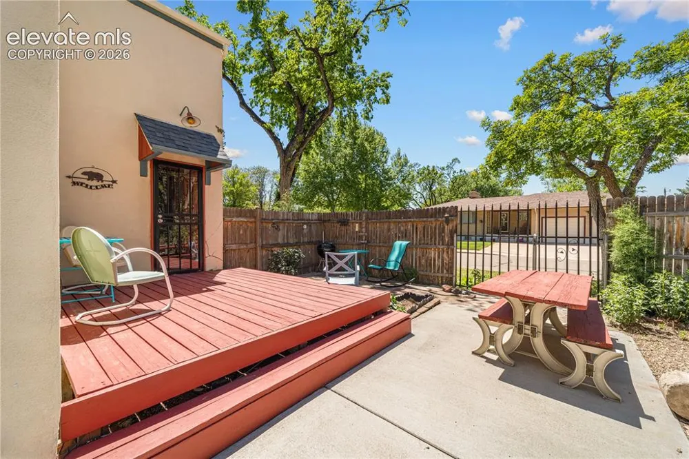 27 Dunsmere Avenue Pueblo, CO 81004