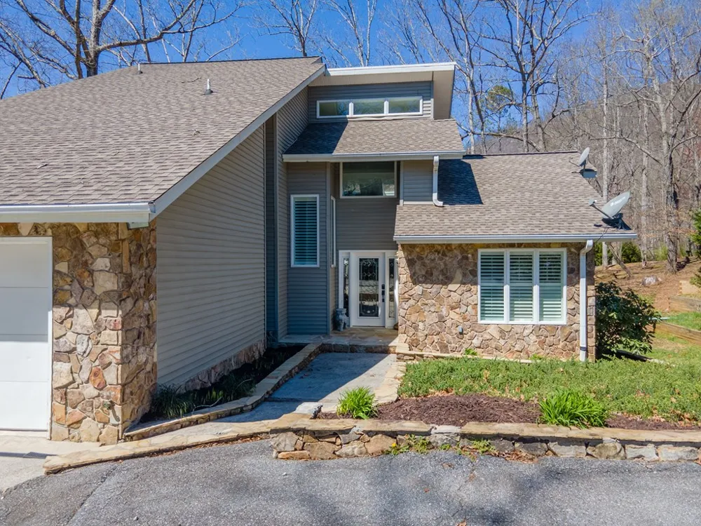 Avisco Road Robbinsville, NC 28771
