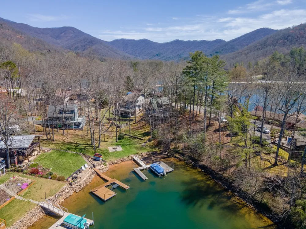 Avisco Road Robbinsville, NC 28771