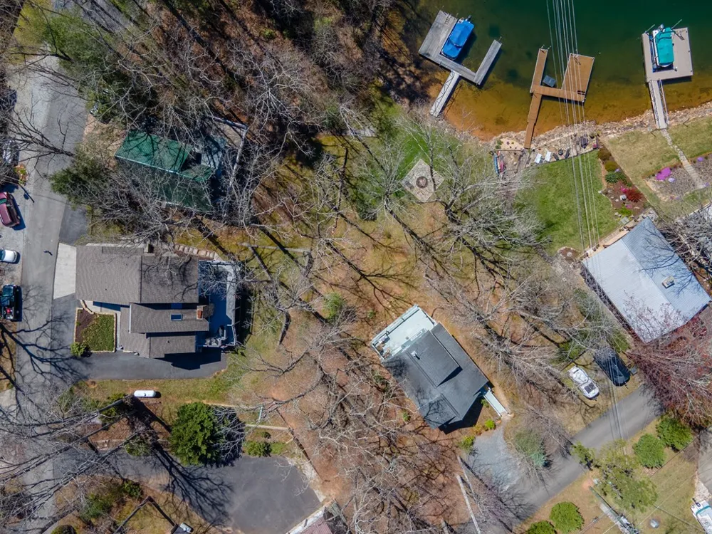 Avisco Road Robbinsville, NC 28771