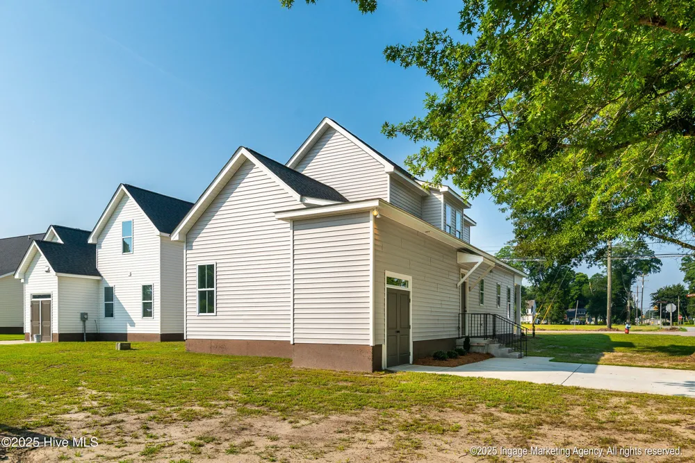 3846 West Wilson Street Farmville, NC 27828