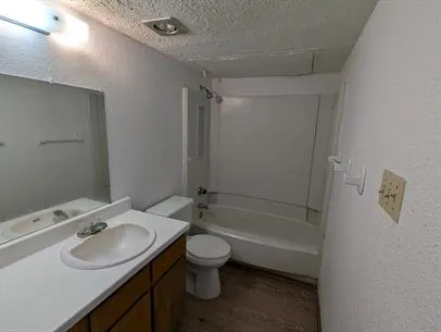 2800 Bull Run #603 Taylor, TX 76574