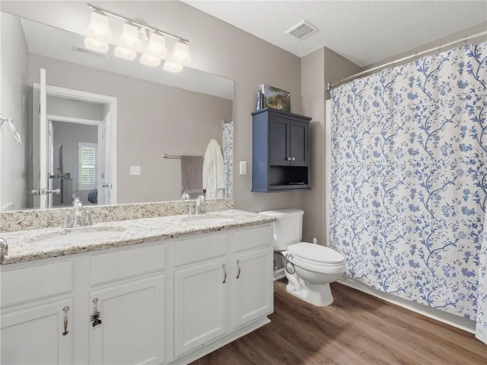 140 Fox Creek Drive Woodstock, GA 30188