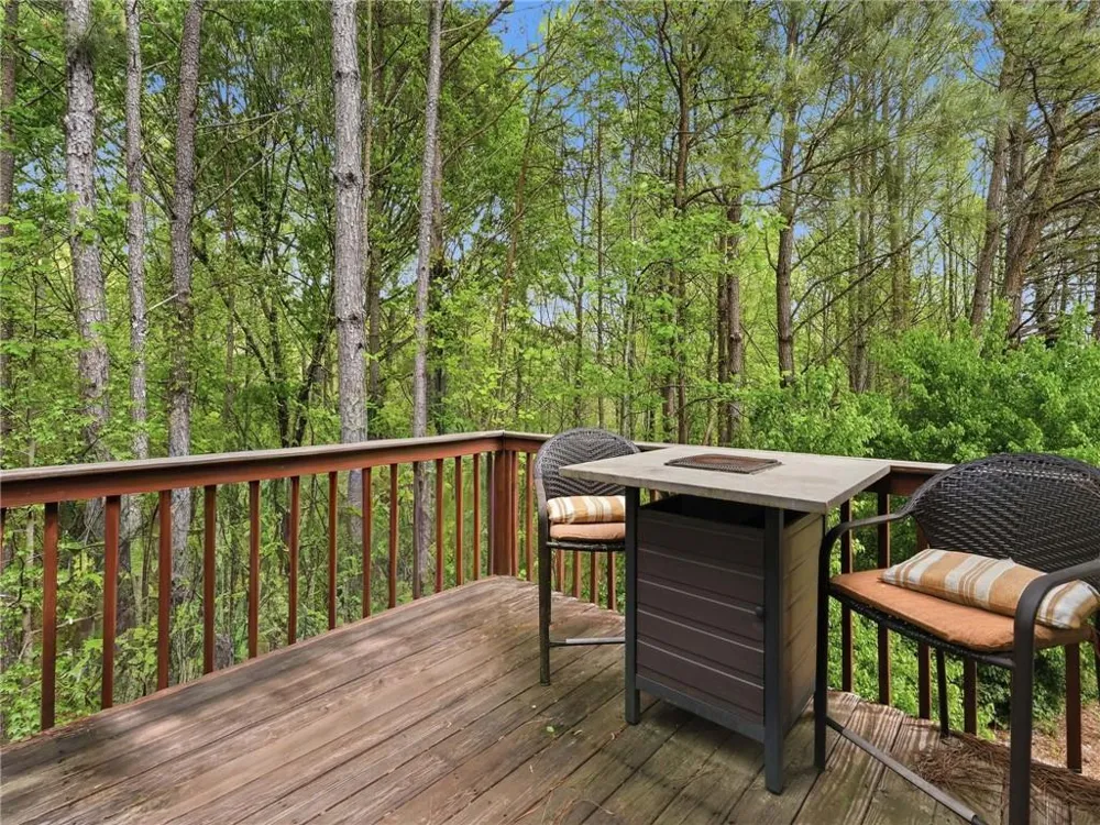 140 Fox Creek Drive Woodstock, GA 30188