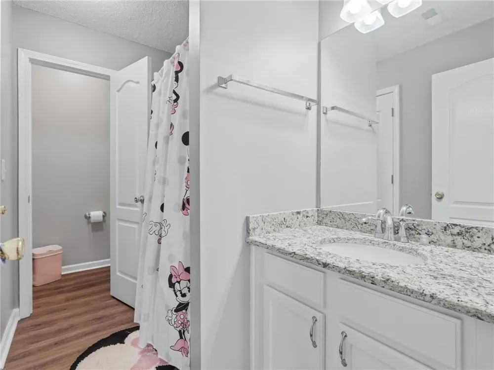 140 Fox Creek Drive Woodstock, GA 30188