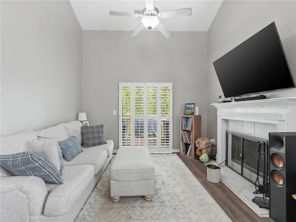 140 Fox Creek Drive Woodstock, GA 30188