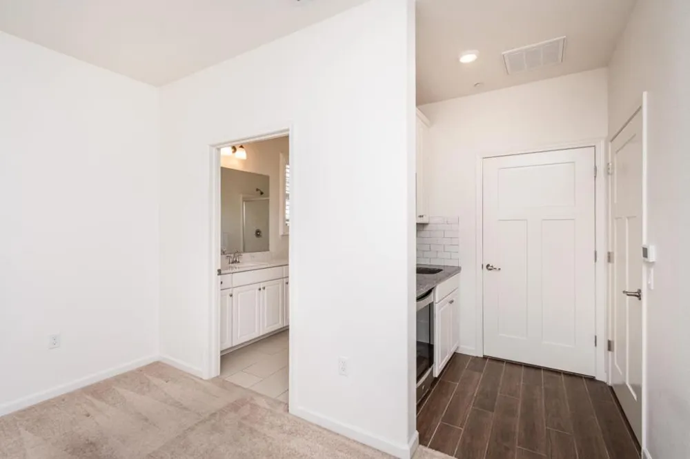 9269 Red Thistle Court Sacramento, CA 95829