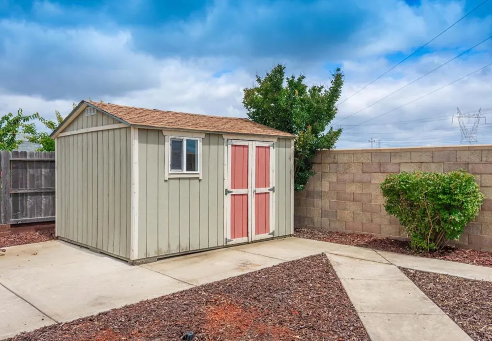 9269 Red Thistle Court Sacramento, CA 95829