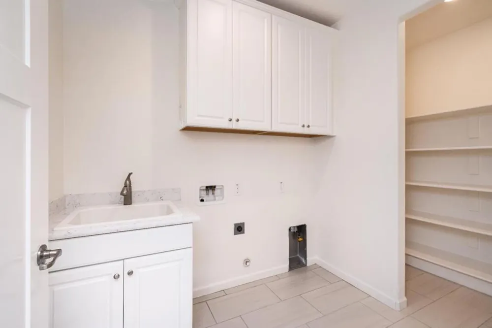 9269 Red Thistle Court Sacramento, CA 95829