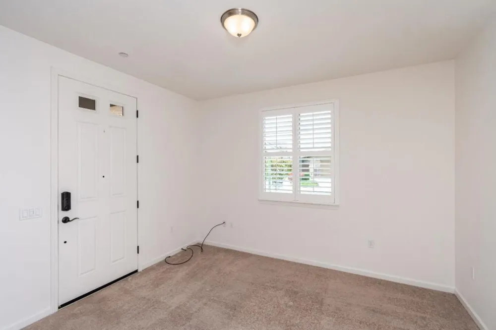 9269 Red Thistle Court Sacramento, CA 95829