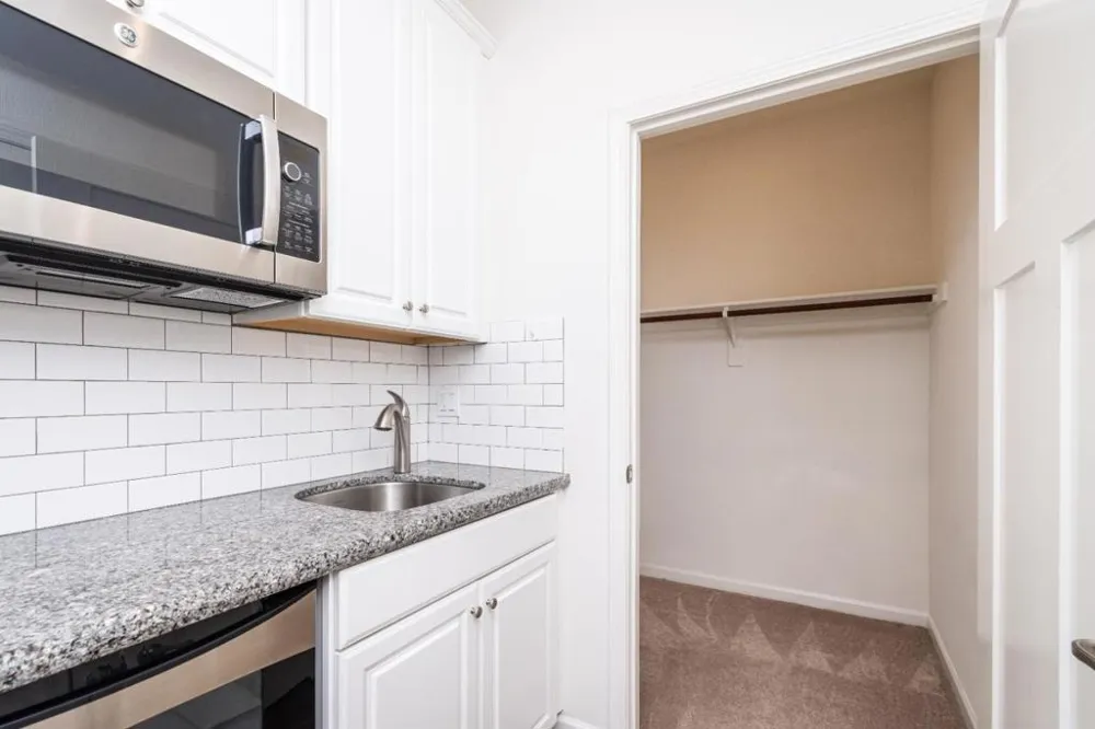 9269 Red Thistle Court Sacramento, CA 95829