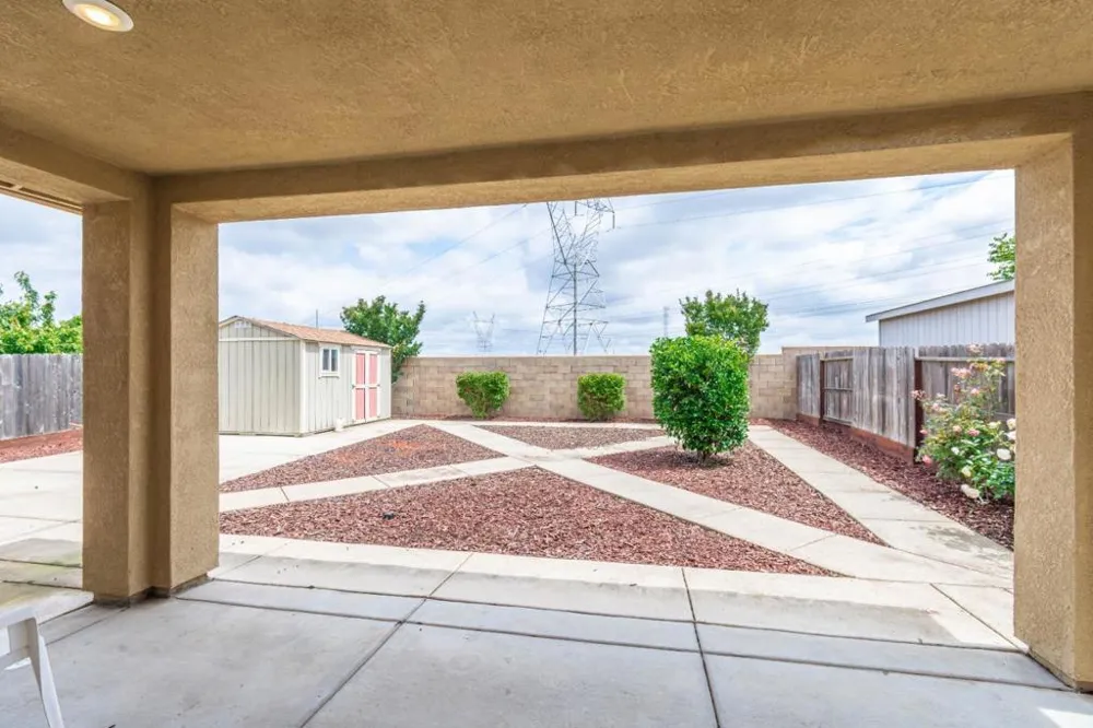 9269 Red Thistle Court Sacramento, CA 95829