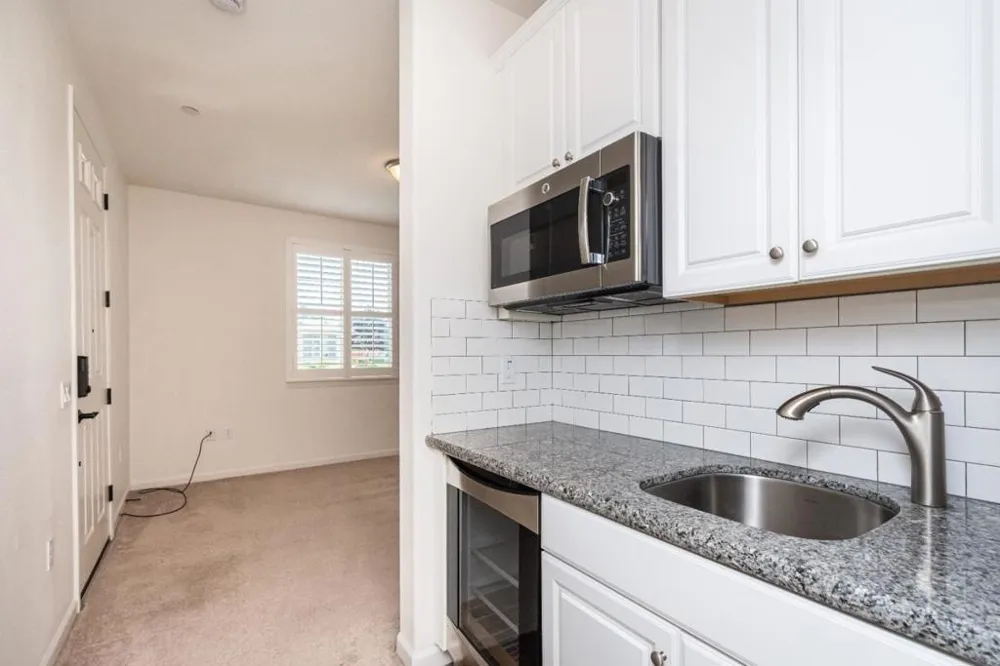 9269 Red Thistle Court Sacramento, CA 95829