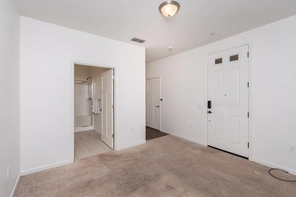 9269 Red Thistle Court Sacramento, CA 95829