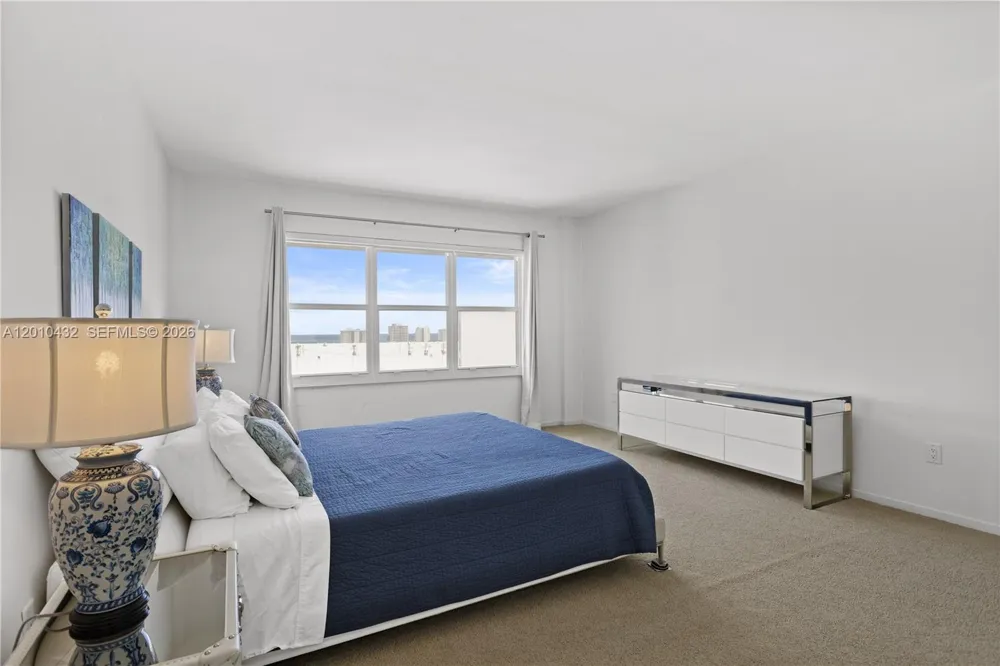 9100 W Bay Harbor Dr #11A Bay Harbor Islands, FL 33154