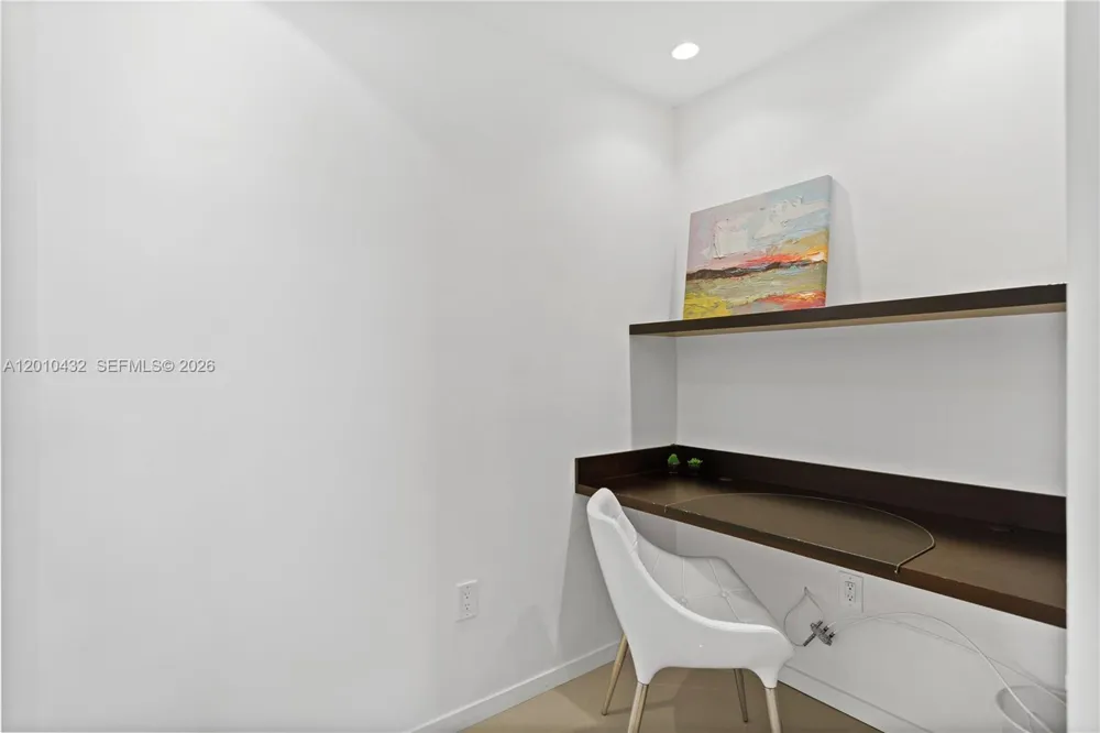 9100 W Bay Harbor Dr #11A Bay Harbor Islands, FL 33154