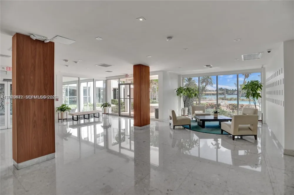 9100 W Bay Harbor Dr #11A Bay Harbor Islands, FL 33154