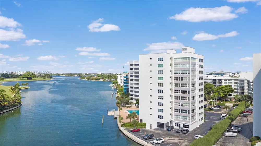 9100 W Bay Harbor Dr #11A Bay Harbor Islands, FL 33154