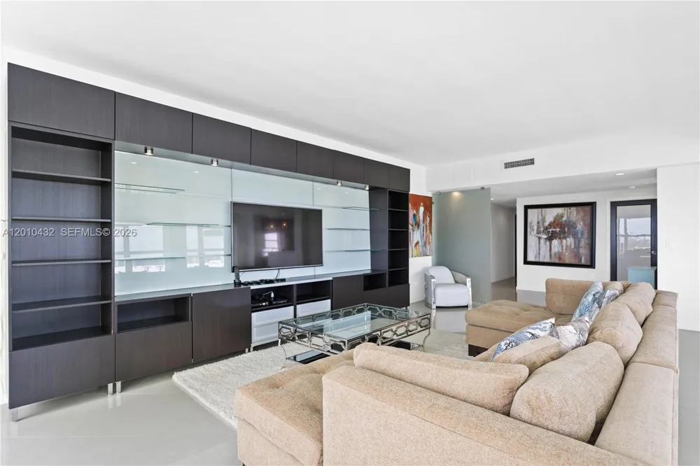 9100 W Bay Harbor Dr #11A Bay Harbor Islands, FL 33154