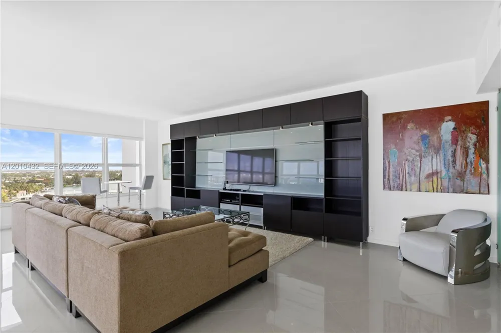 9100 W Bay Harbor Dr #11A Bay Harbor Islands, FL 33154