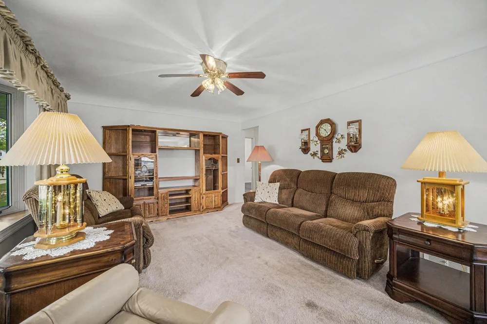 457 Everett Street Milan, MI 48160