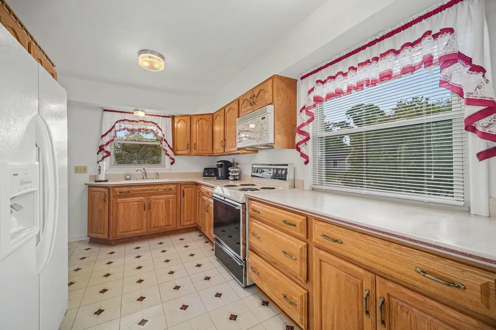 457 Everett Street Milan, MI 48160
