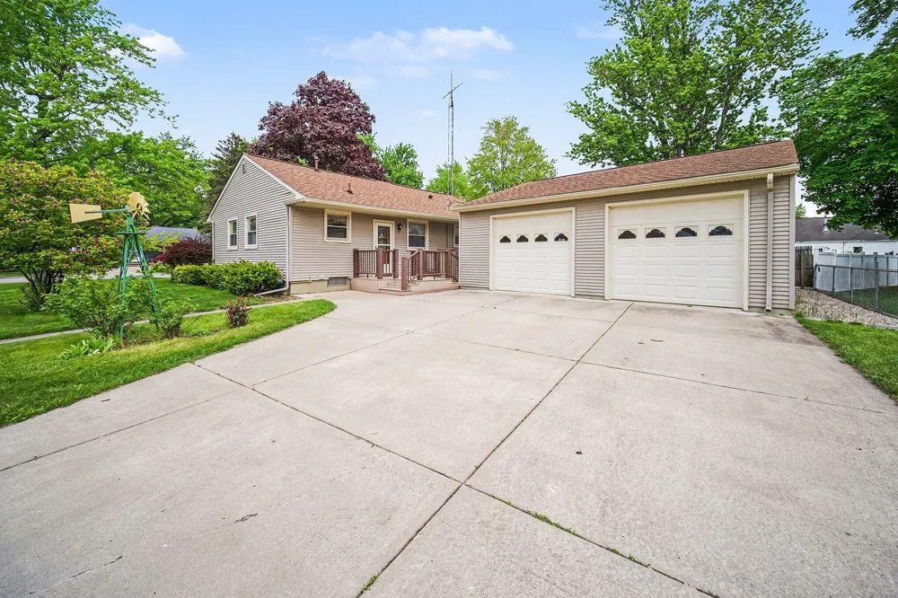 457 Everett Street Milan, MI 48160