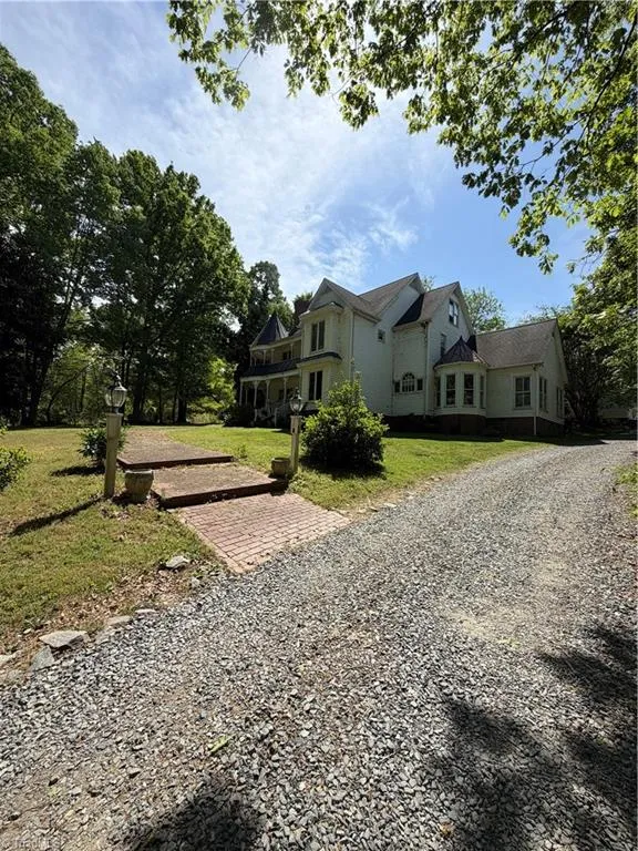 11538 Nc Highway 87 Eden, NC 27288