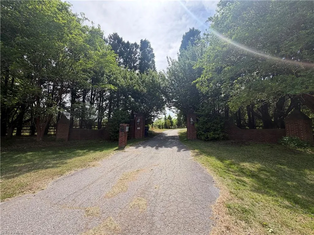 11538 Nc Highway 87 Eden, NC 27288