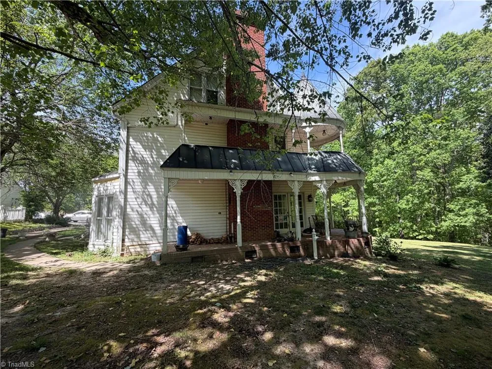 11538 Nc Highway 87 Eden, NC 27288