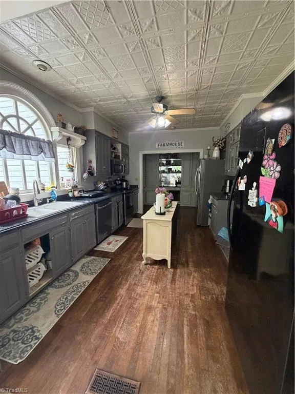 11538 Nc Highway 87 Eden, NC 27288