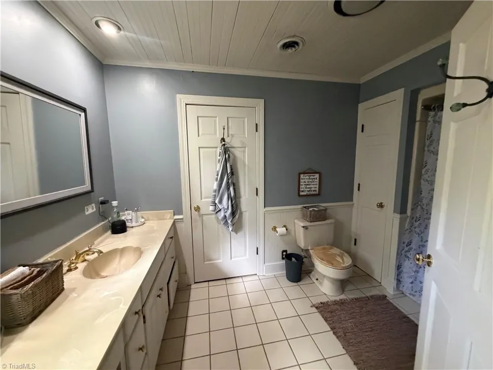 11538 Nc Highway 87 Eden, NC 27288