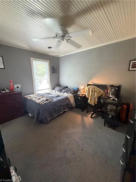 11538 Nc Highway 87 Eden, NC 27288