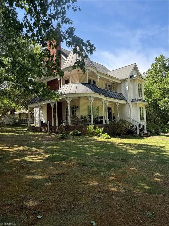 11538 Nc Highway 87 Eden, NC 27288