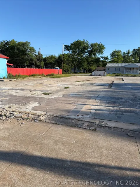 207 W Ferry Street